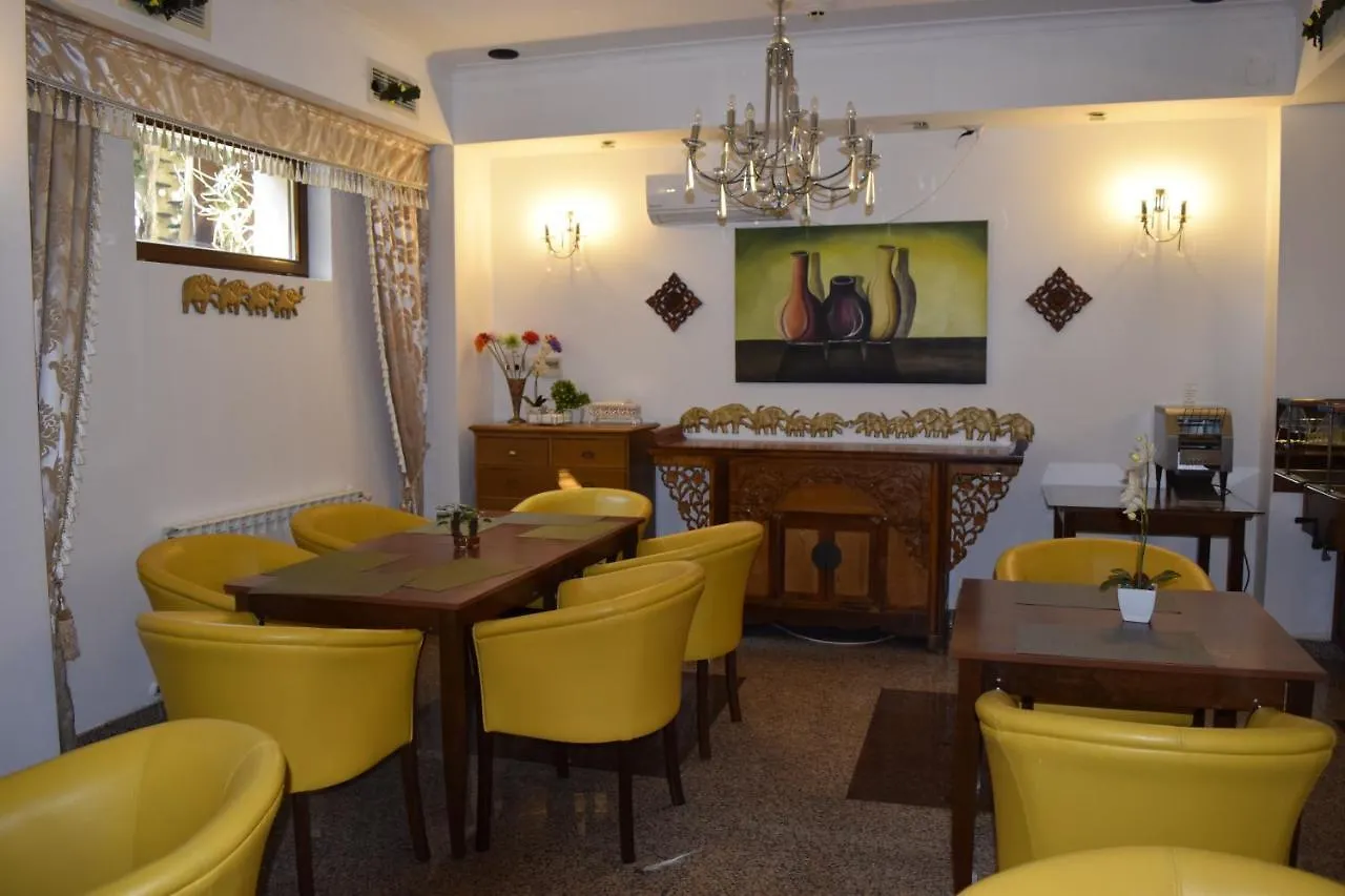 Hotel Michelangelo Bukarest 3*,
