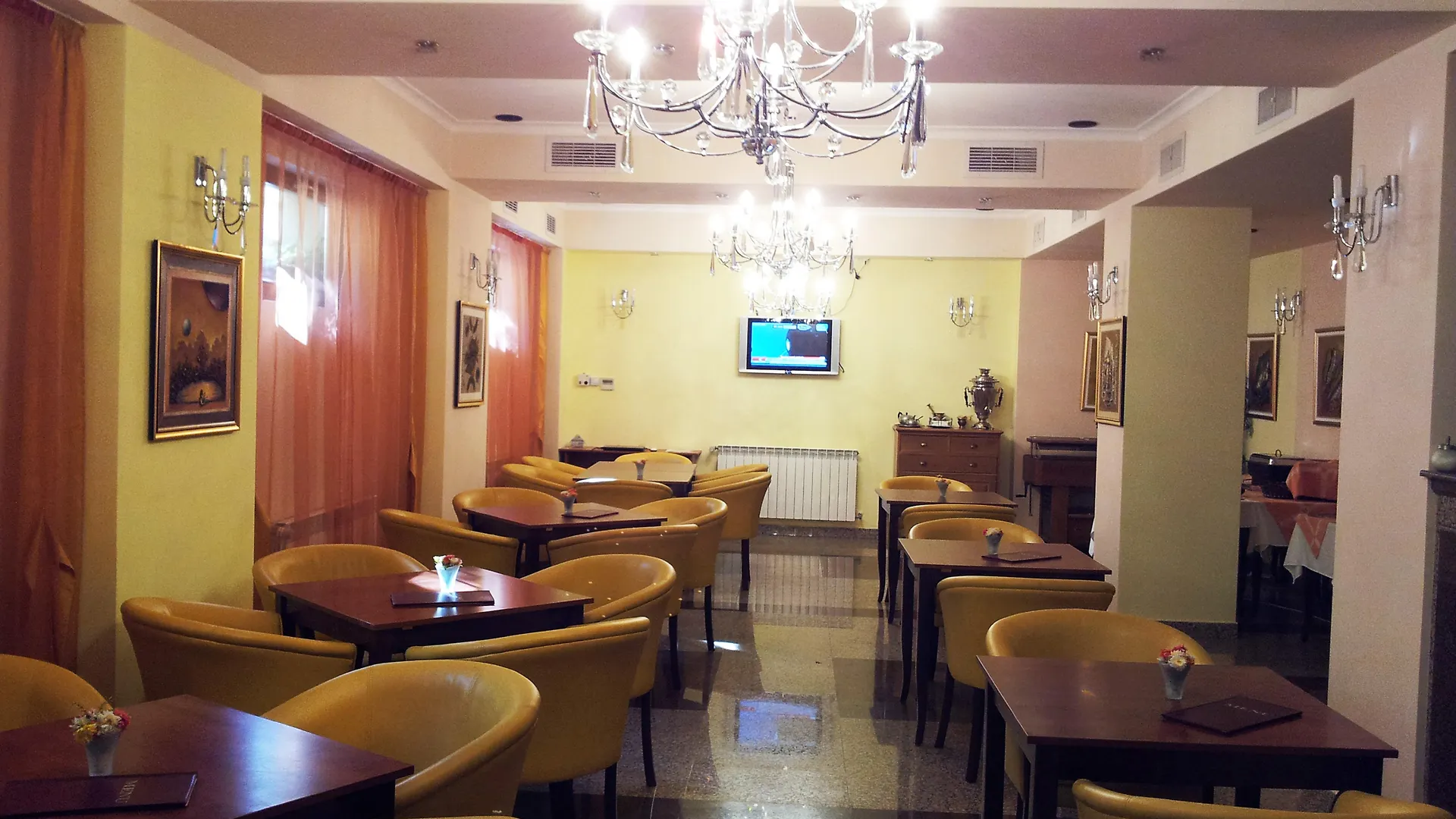 Hotel Michelangelo Bukarest
